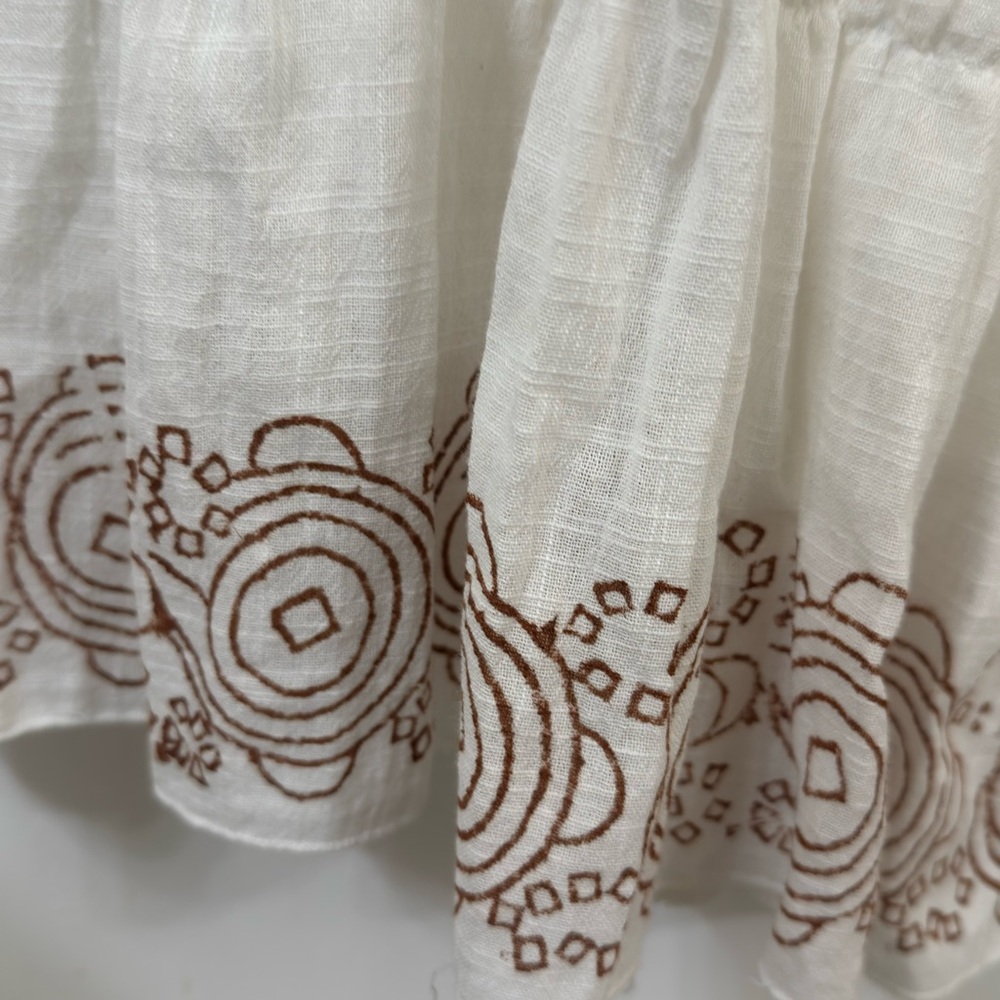 🎉3 for $50 🎉 India Boutique White Mini Dress with Brown Embroidery (FREE SIZE) - Picture 4 of 7